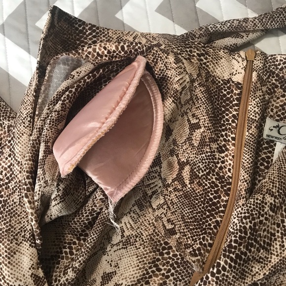 Clues collection New York Paris animal print dress - Picture 8 of 14